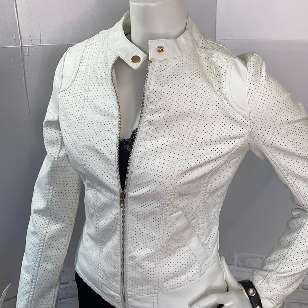 NWT Le Chateau Ivory Faux Leather Jacket 🌟HOST PICK